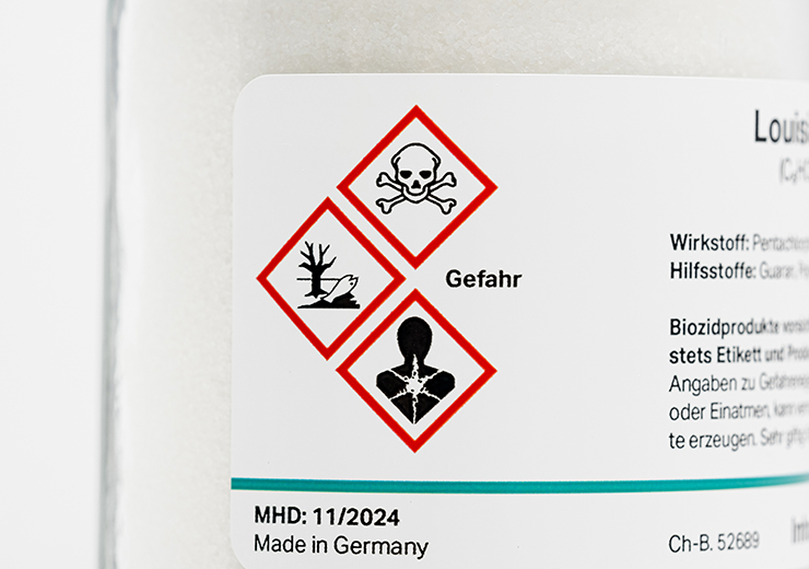 ghs-clp-etikett-detail-mit-fokus-auf-symbole
