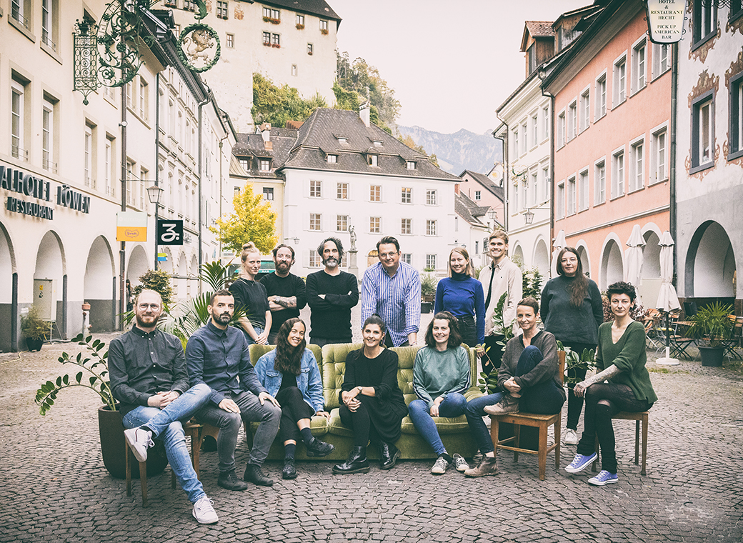 Die Agentur Zeughaus aus Feldkirch in Österreich hat das neue Logo und das Corporate Design entworfen.