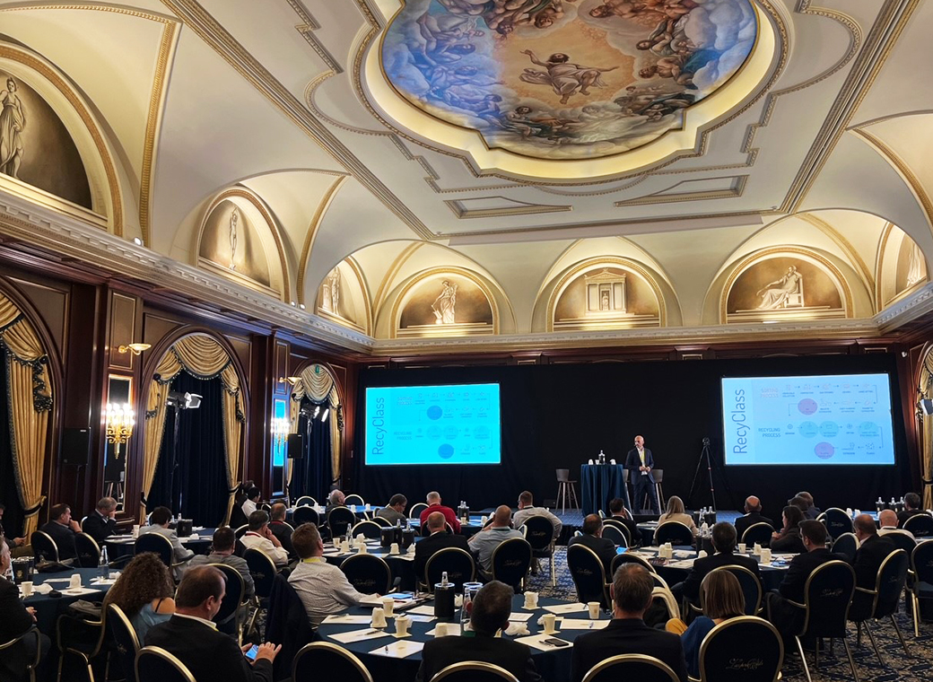 Interesting lectures on the topic of sustainability in the label industry and many other topics took place in Italy.