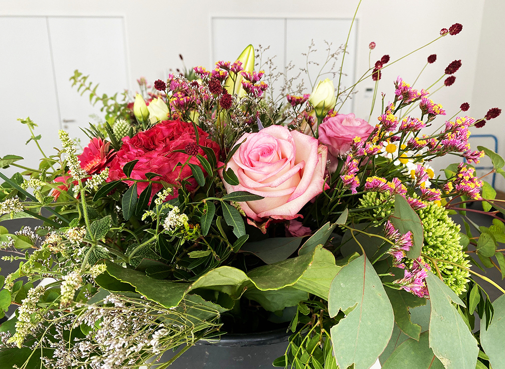 05-blumen-jubilare-firmenjubilaeum-etikettenhersteller