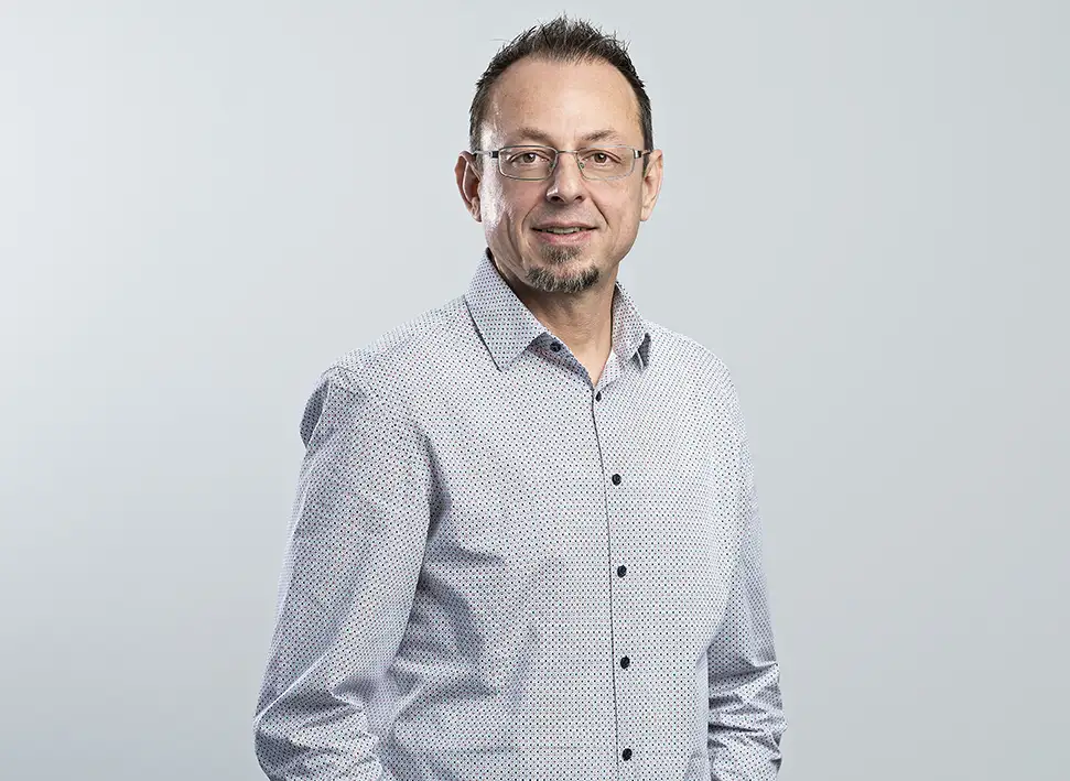 Jens Bergmann ist kompetenter Ansprechpartner für individuelle Kennzeichnung.