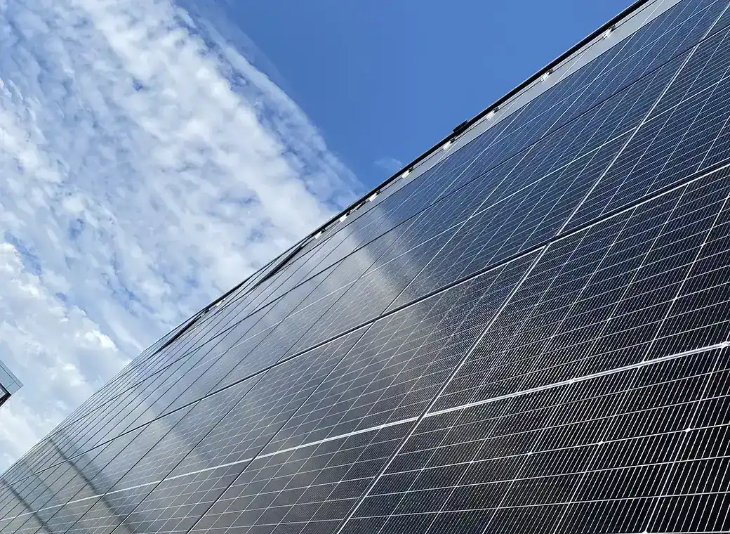 The photovoltaic system covers over 50% of robos-labels' annual electricity needs.